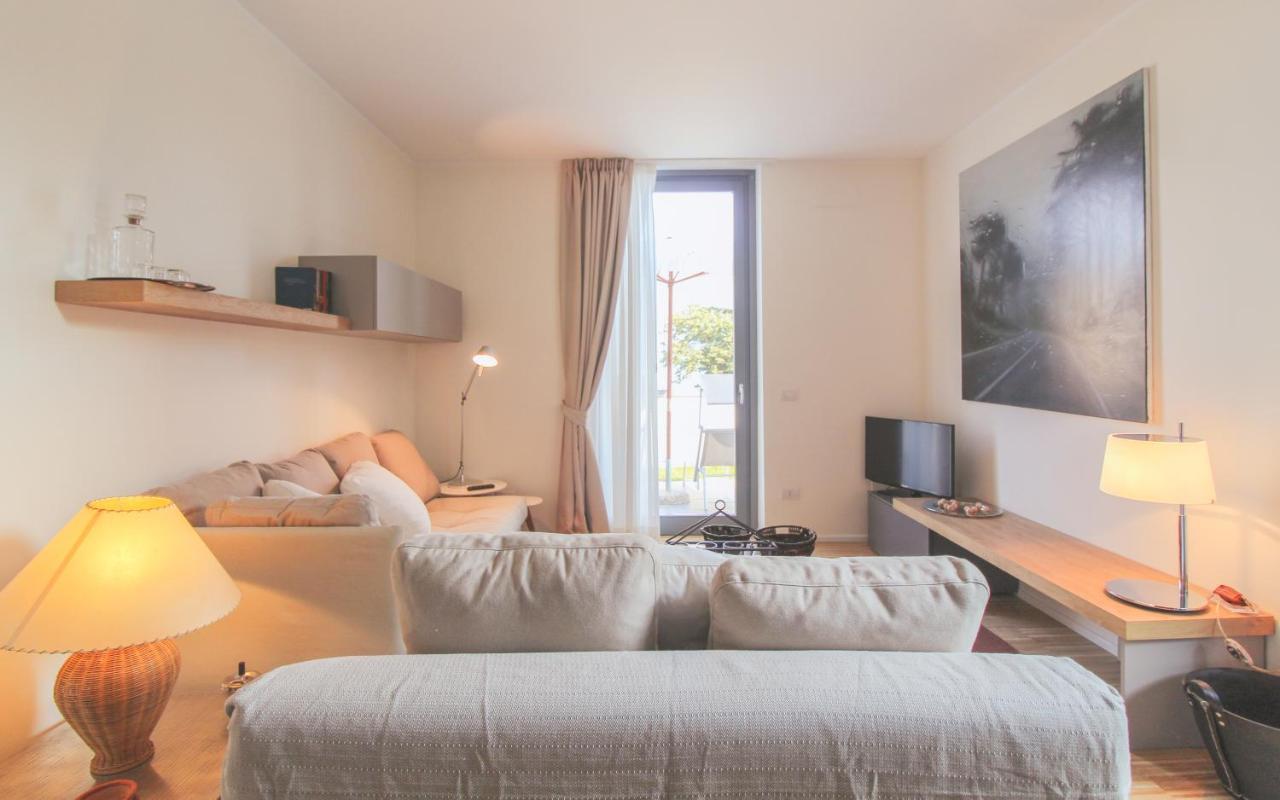 Residenza I Melograni - Suite 多马索 外观 照片